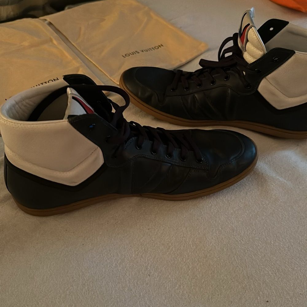 LOUIS VUITTON Leather High Trainers - LV Men's Size 9 - US Men's Size 10 - Picture 7 of 12